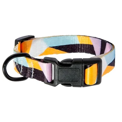Collar para perros con diseño de triangulos talla M